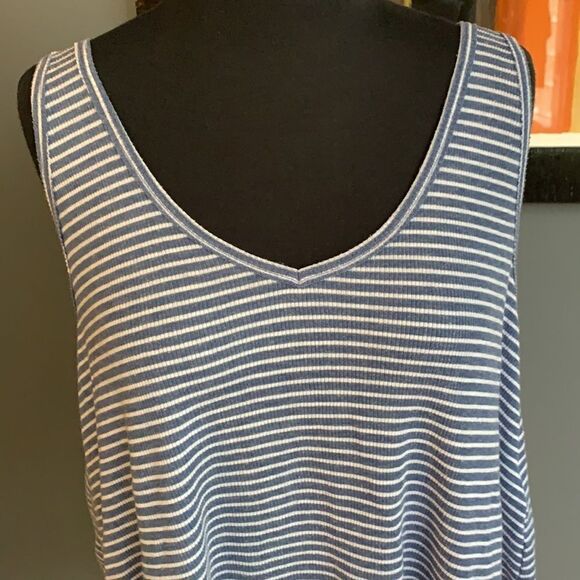 Hollister blue/white stripe stretch ribbed tank, L - Picture 2 of 5